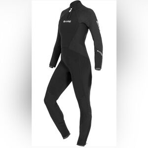 Bare 5mm Evoke Full, Womens *very good condition, gently used*